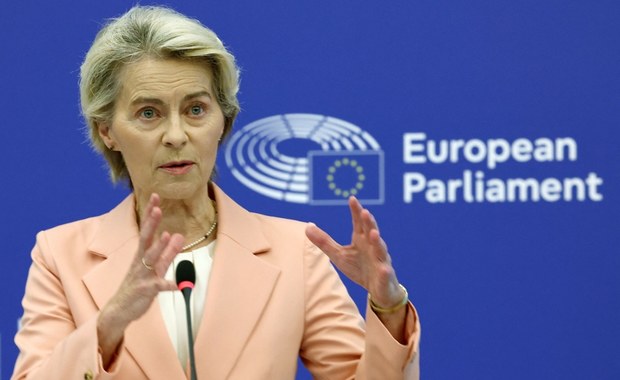 Ursula von der Leyen przylatuje do Polski