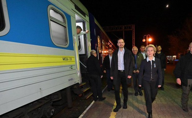 Ursula von der Leyen w drodze do Kijowa. Jedzie pociągiem z Przemyśla