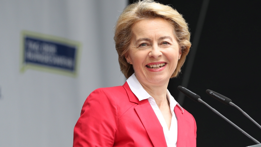  Ursula  von  der  Leyen  kandydatk na szefow Komisji 