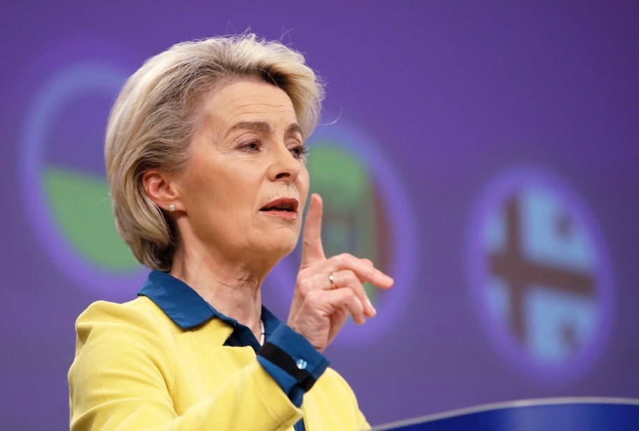 Ursula von der Leyen /PAP/EPA/OLIVIER HOSLET /