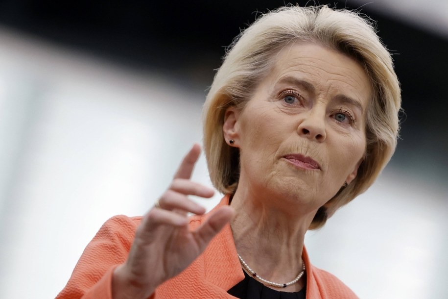 Ursula von der Leyen /GUILLAUME HORCAJUELO  /PAP/EPA