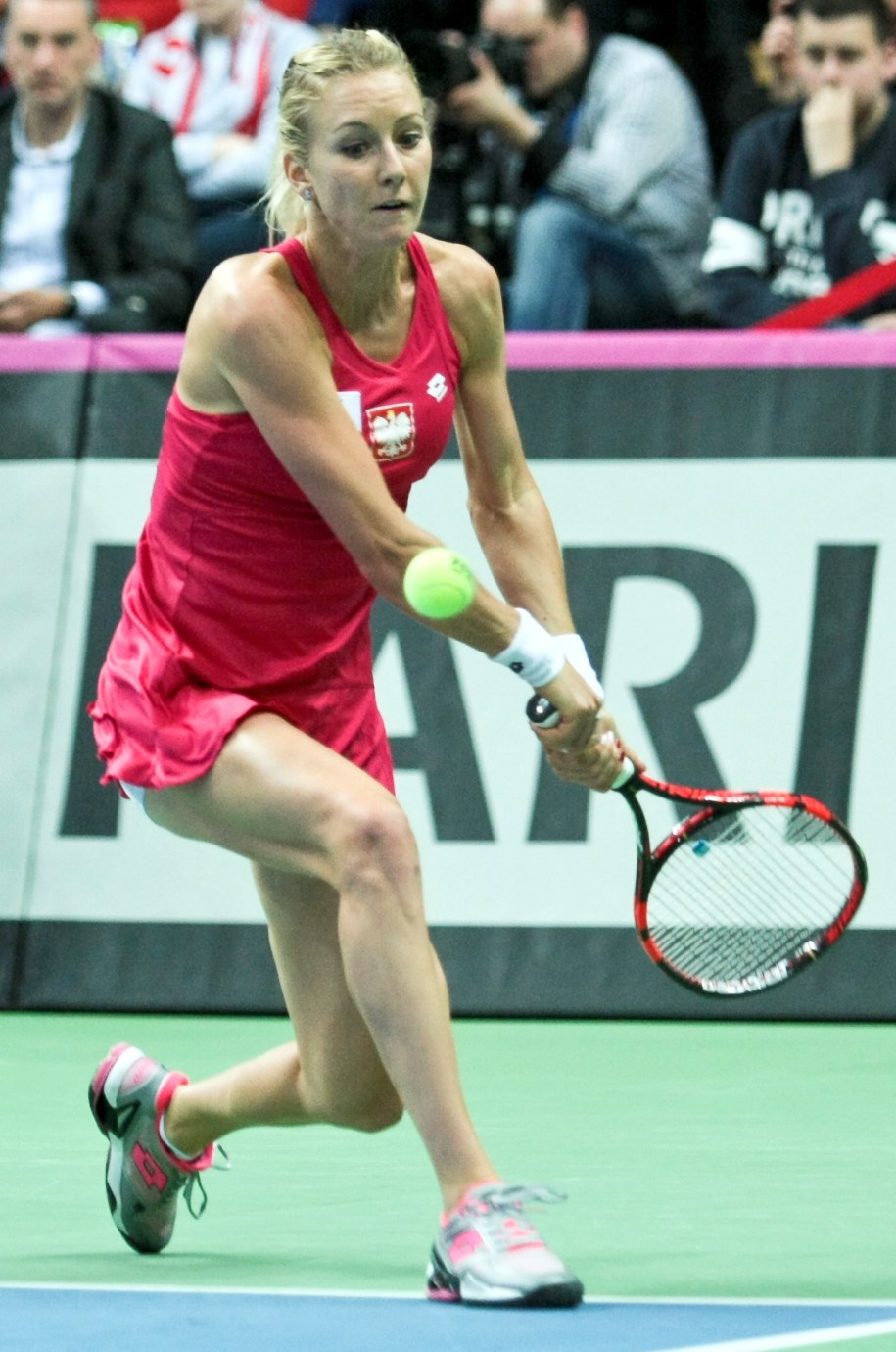 Urszula Radwańska w pojedynku ze Szwajcarką Timeą Bacsinszky /Lech Muszyński /PAP