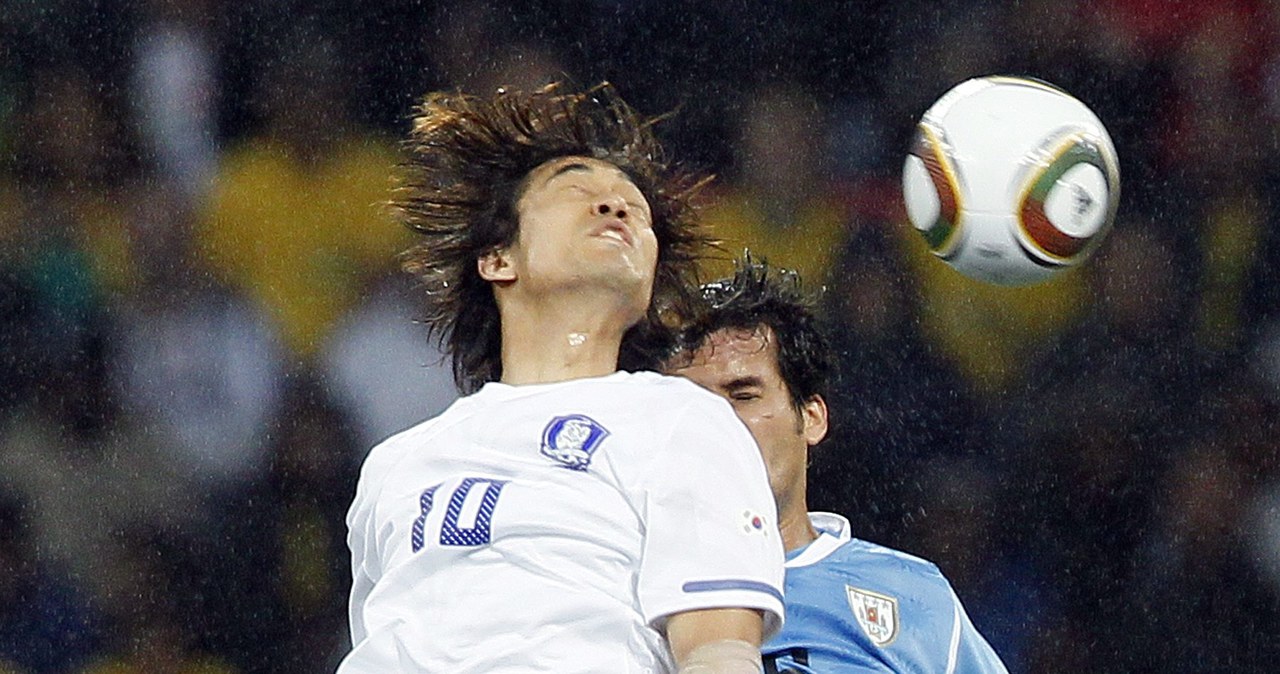 Urugwaj wygrywa z Koreą Południową 2:1