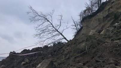 Urząd Morski ostrzega: W najbliższych dniach kolejne osunięcia orłowskiego klifu