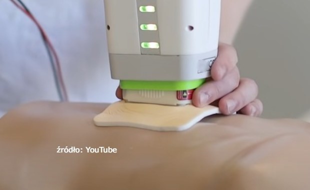 Urządzenie, które ratuje życie po ugodzeniu nożem. Wynalazek brytyjskiego studenta