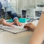 Urzędnicy z premiami na koniec roku. Nagrody nawet po 10 tys. zł