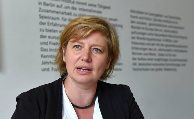 Urzędniczka Instytutu Pileckiego wraca po kontrowersyjnym zwolnieniu