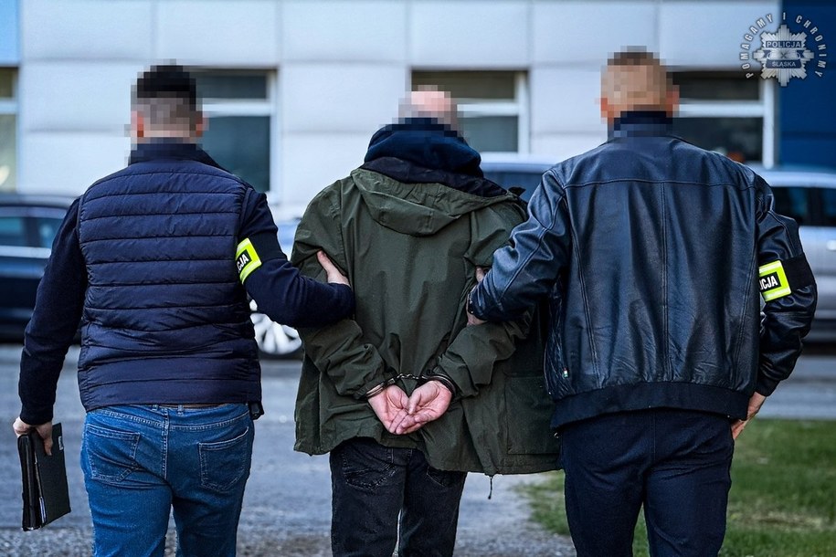 Urzędnik zamieszany w aferę korupcyjną został zatrzymany przez śląską policję /slaska.policja.gov.pl /Policja