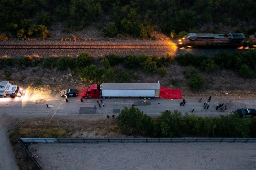 USA: 46 ciał wewnątrz ciężarówki. Mieli to być migranci