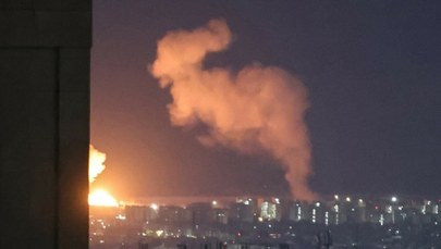 USA bombardują Iran w rytm "Macareny". Co ma na celu szokujący przekaz Białego Domu?