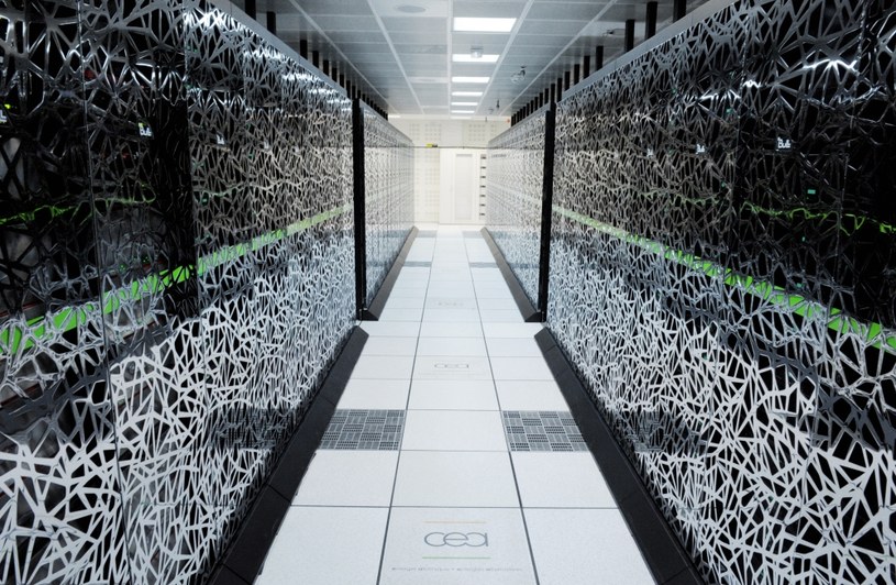 USA chcą zbudować superkomputer, którego moc obliczeniowa będzie liczona w eksaflopsach /AFP