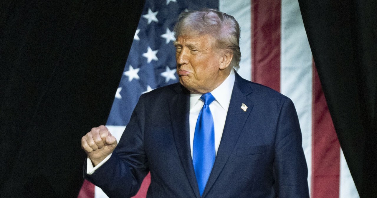 USA i Chiny porozumieją się w sprawie ceł? Waszyngton wykonał krok w stronę negocjacji /Manuel Balce Ceneta/Associated Press/East News /East News
