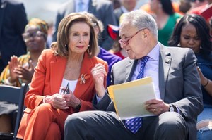 USA. Izba Reprezentantów uchwaliła ustawę o zaostrzeniu kontroli broni palnej 