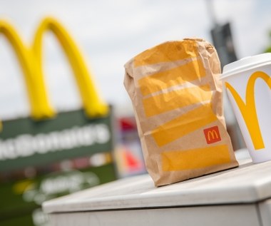 USA. McDonald's w kryzysie. Klient zjadł burgera i zmarł, miliardowe straty