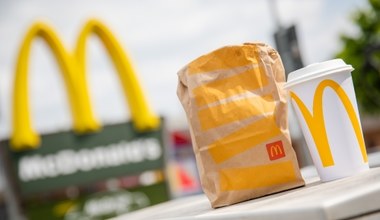 USA. McDonald's w kryzysie. Klient zjadł burgera i zmarł, miliardowe straty