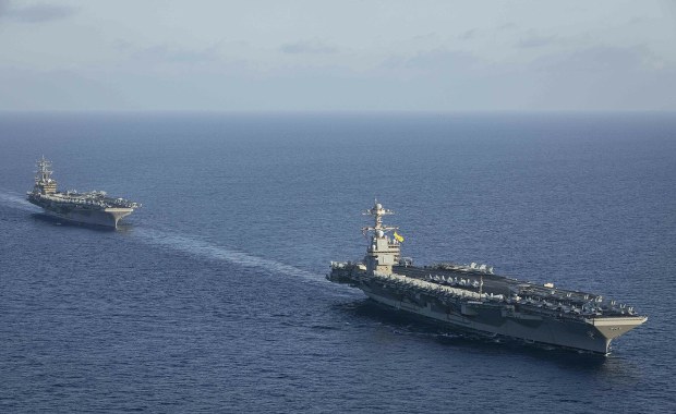 USA na krawędzi wojny z Iranem? Potężne siły w drodze na Bliski Wschód