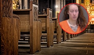 USA: Półnaga kobieta wbiegła do kościoła. Zniszczyła figurę Jezusa