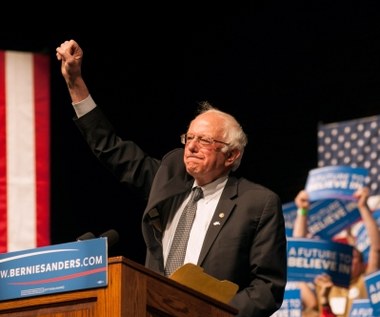 ​USA: Sanders korzysta na "Panama Papers", sztab Trumpa atakuje "kłamiącego Teda"