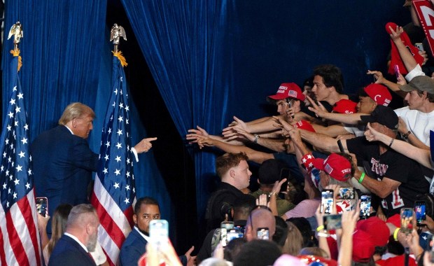 USA skręcają w prawo. Od 35 lat demokraci nie mieli tak niskiego poparcia