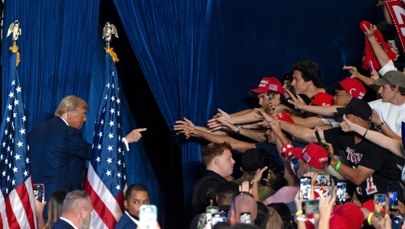 USA skręcają w prawo. Od 35 lat demokraci nie mieli tak niskiego poparcia