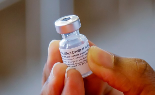 USA: Trzecie dawki szczepionki Pfizera będą dostępne dla wszystkich