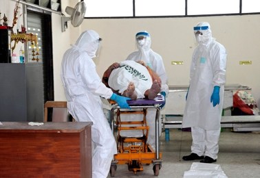 USA: Trzy stany zaostrzają przepisy w walce z ebolą 
