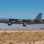 USA uzbrajają bombowce B-52 w 20 pocisków LRASM. Chodzi o Chiny