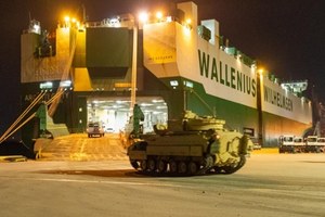 USA wysyłają Bradleye. Pierwsza partia w drodze do Europy