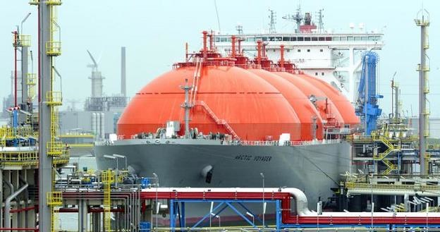 USA zamierzają w nadchodzących latach dostarczać do Niemiec LNG i wyprzeć z rynku Gazprom /Deutsche Welle