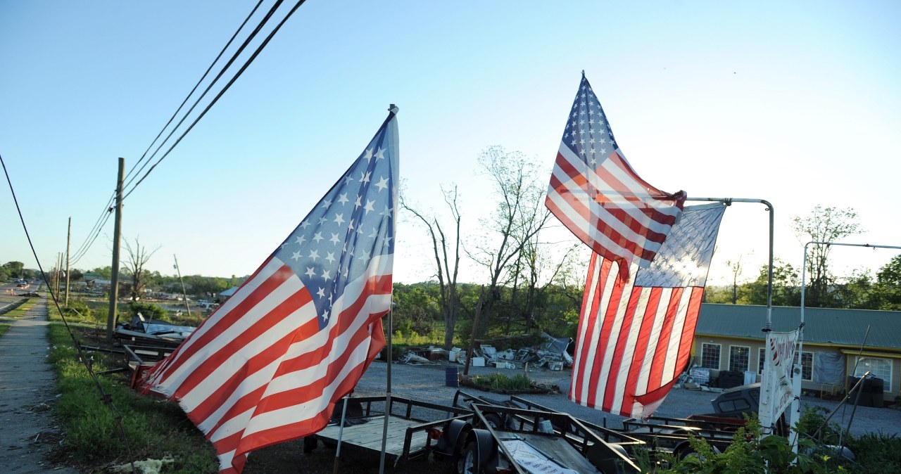 USA: Zniszczenia wyrządzone przez potężne tornada są ogromne