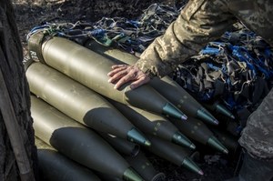USA zwiększa produkcję kluczowej broni dla Ukrainy. Ma problem