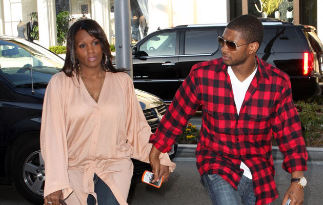 Usher z żoną &nbsp; /Splashnews