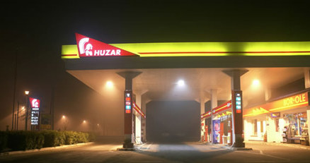 Uskrzydlony rycerz w logo stacji to nie huzar. Fot. POLpetro /Informacja prasowa