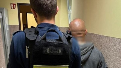 Usłyszał zarzuty, bo groził pistoletem zabawką. Wiadomo, co nim kierowało