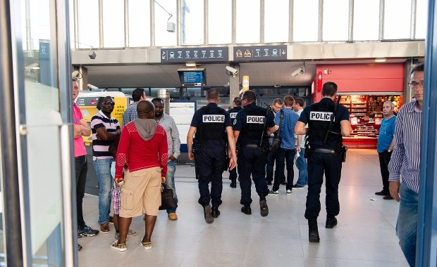 Usłyszeli dźwięk ładowanej broni. Udaremnili atak terrorystyczny