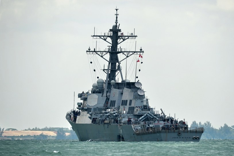 USS John S. McCain / AFP