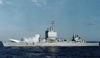 USS "Long Beach". Pierwszy atomowy krążownik w historii