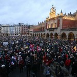 Ustawa medialna przyjęta przez Sejm. Fala demonstracji w Polsce