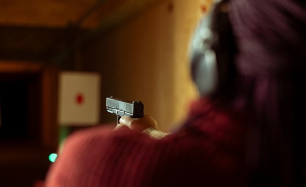 Ustawa o broni rekordem sejmowych konsultacji 