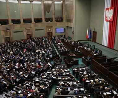 Ustawa rozluźniająca regułę wydatkową: Sejm odrzucił sprzeciw Senatu