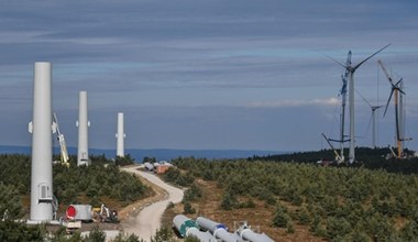 Ustawa wiatrakowa może nie przyspieszyć znacząco powstawania elektrowni na lądzie
