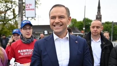 Ustawka kibiców w lesie a walka o Polskę. Nawrocki w ogniu pytań Mentzena