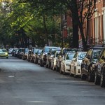 Usuną 300 tys. miejsc parkingowych. Tak miasto dba o bezpieczeństwo