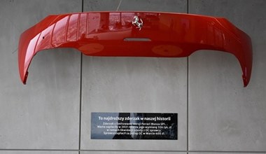 Uszkodził zderzak Ferrari. Przed bankructwem uchroniła go polisa za 400 zł