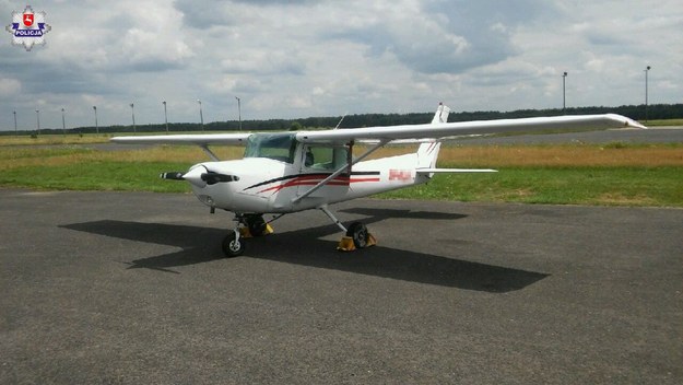 Uszkodzona cessna /foto. Policja /