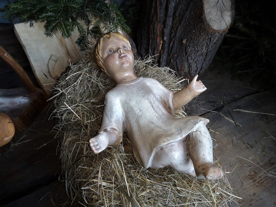 Uszkodzona figurka Jezusa /Urząd Miasta Bielsko-Biała /Materiały prasowe