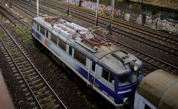 Uszkodzony rozjazd w Warszawie. Pociągi miały opóźnienia