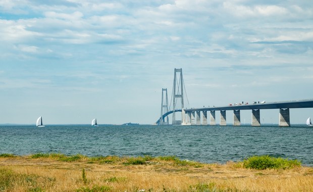 Uszkodzony statek z wybuchowym ładunkiem płynie w kierunku Bałtyku