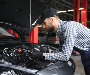 Uszkodzony zawór zmiennych faz rozrządu? Objawy sugerujące, że coś nie tak