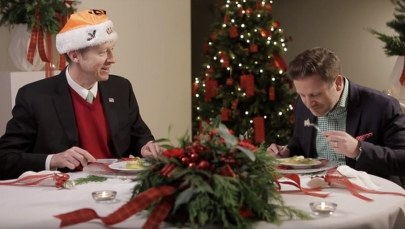 "Uszy? Uszzz…ty?" vel "Malutkie pierogiiii!", czyli dyplomaci USA próbują polskich dań wigilijnych